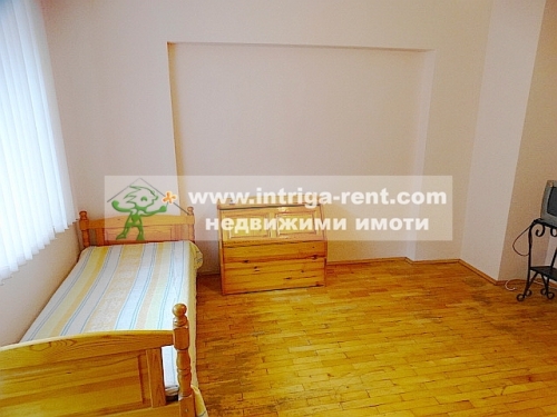 Three-room monolithic apartment for rent, located in the very center of Haskovo.