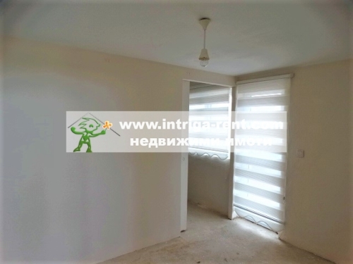 Three-room, semi-furnished apartment located in the Kamenni neighborhood of Haskovo.