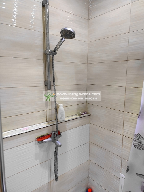 Едностаен апартамент под наем тип Гарсониера, разположен в кв.Орфей на гр.Хасково.