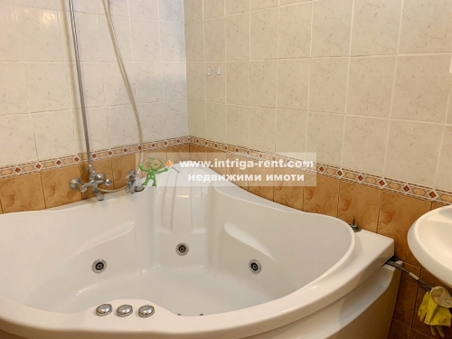 Three-room, fully furnished apartment for rent, with an outdoor parking space, located in the Ovcharski neighborhood of Haskovo.