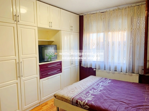 Three-room, fully furnished apartment for rent, with an outdoor parking space, located in the Ovcharski neighborhood of Haskovo.