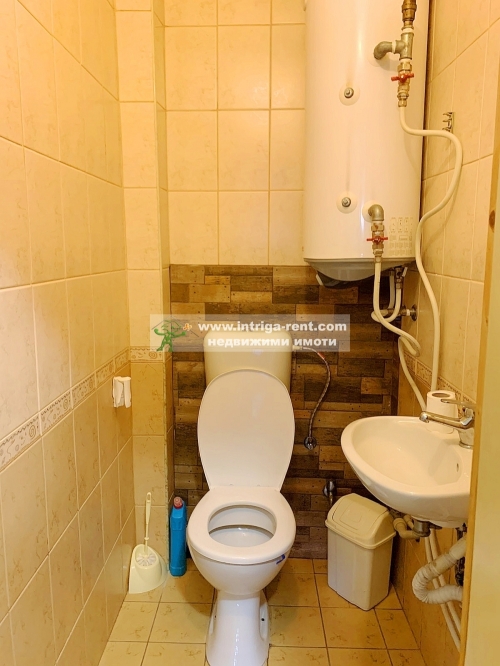 Three-room, fully furnished apartment for rent, with an outdoor parking space, located in the Ovcharski neighborhood of Haskovo.