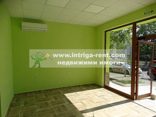 Shop for rent in a newly constructed building with ACT-16, located in the Orfey neighborhood, Haskovo.
