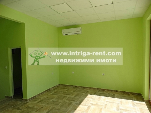 Shop for rent in a newly constructed building with ACT-16, located in the Orfey neighborhood, Haskovo.