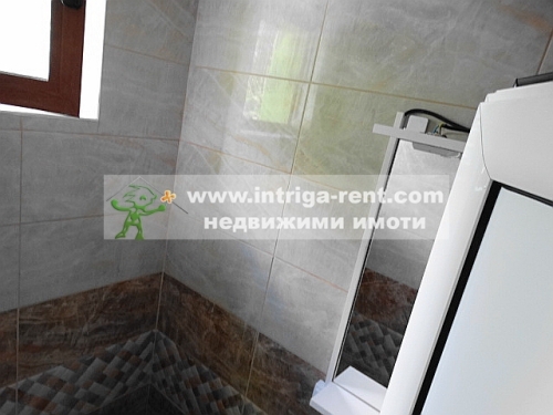 Shop for rent in a newly constructed building with ACT-16, located in the Orfey neighborhood, Haskovo.