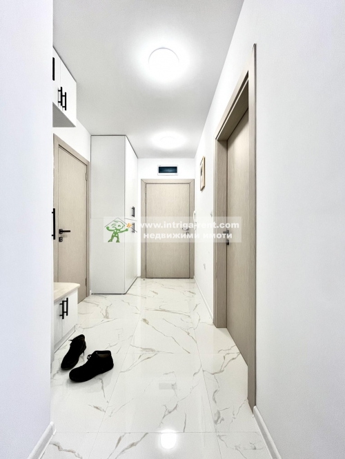 Created with particular attention to every detail! Three-room, new, luxurious, modern, functional monolithic apartment for rent, located in the elite housing estate Uchilishni in the city of Haskovo.