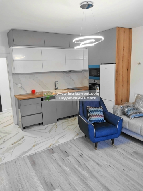 Two-room apartment for rent - NEW AND LUXURIOUS, FOR FIRST TENANTS, located in the prime city center of Haskovo.