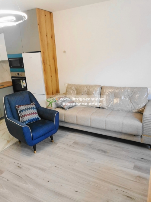 Two-room apartment for rent - NEW AND LUXURIOUS, FOR FIRST TENANTS, located in the prime city center of Haskovo.