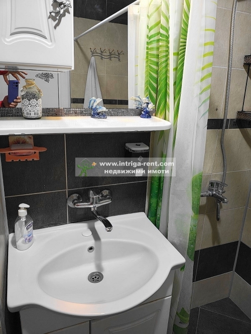 Sunny home with everything you need, ready to welcome you! Two-room apartment for rent, located in the Badema neighborhood of the city of Haskovo.