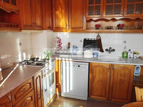 Sunny home with everything you need, ready to welcome you! Two-room apartment for rent, located in the Badema neighborhood of the city of Haskovo.