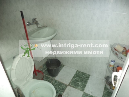 Commercial property - industrial goods shop for rent in the very center of Haskovo.