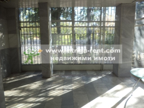 Commercial property - industrial goods shop for rent in the very center of Haskovo.