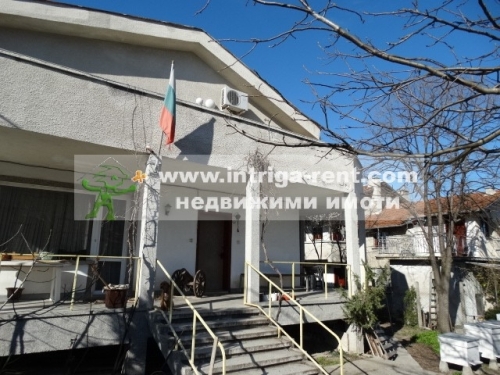 Two-story, detached, substantial family house, garage and yard in the Badema neighborhood, Haskovo.