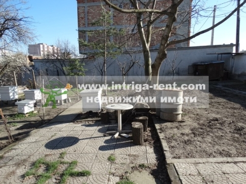 Two-story, detached, substantial family house, garage and yard in the Badema neighborhood, Haskovo.