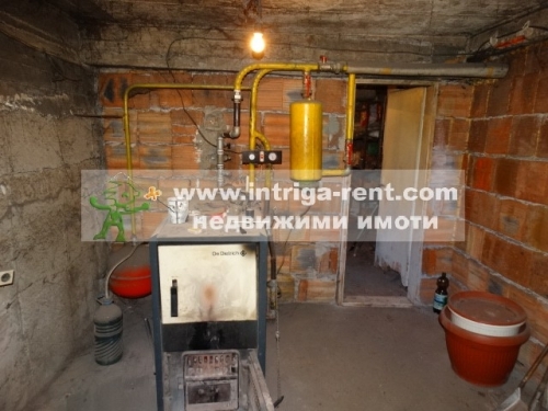 Two-story, detached, substantial family house, garage and yard in the Badema neighborhood, Haskovo.