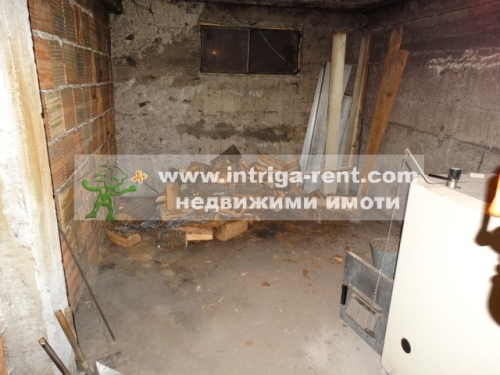 Two-story, detached, substantial family house, garage and yard in the Badema neighborhood, Haskovo.